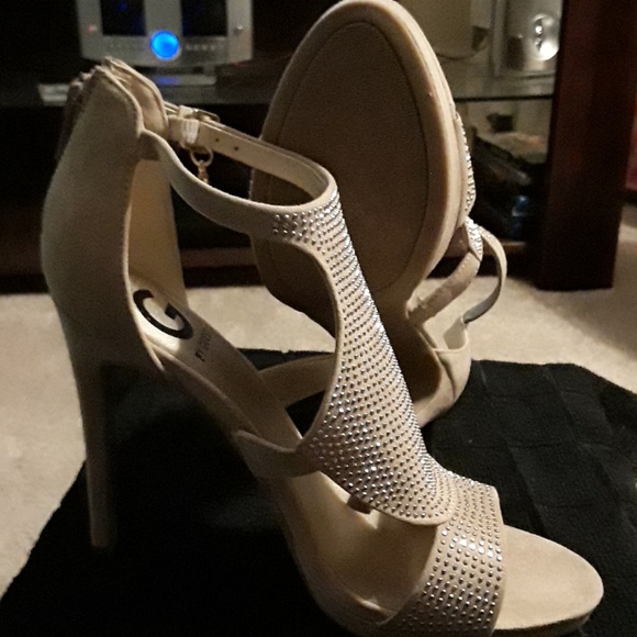 👠NO OFFERS FINAL PRICE👠Guess Glamo Heels - Picture 4 of 6